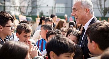 BAŞKAN BABAOĞLU, ŞEHİT ALİ GAFFAR OKKAN’AVEFA PROGRAMINDA ÖĞRENCİLERLE BULUŞTU 