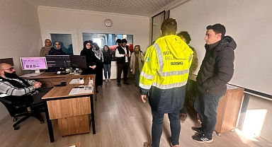 SAÜ Tıp öğrencileri Büyükşehir’in atık ve içme suyu tesislerini ziyaret etti 