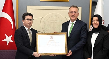 Başkan Işıksu Mazbatasını Aldı 