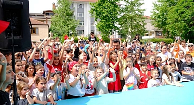 Sapanca’da 23 Nisan Coşkuyla Kutlandı 