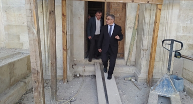 Taraklı İlçe Müftüsü İhsan Kurt, Tarihi Yunuspaşa Camii'nde Restorasyon Çalışmalarını İnceledi 