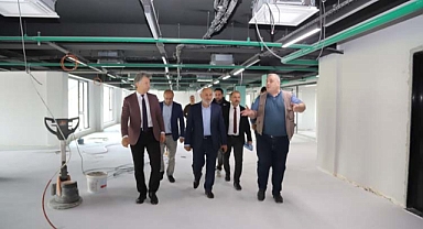 SAKARYA'NIN EN BÜYÜK HALK KÜTÜPHANESİ AÇILIŞA HAZIRLANIYOR 