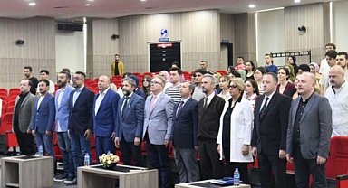 SAÜ'de Doğu Türkistan ve Uygur Meselesi Konuşuldu 