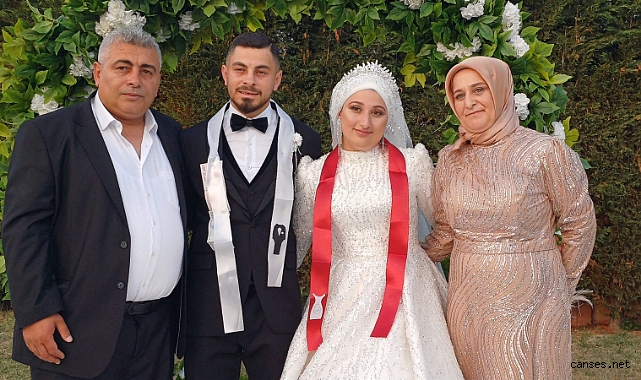 Oto Boyacı Erkan Şen'in oğlu muhteşem bir düğünle evlendi