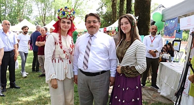 Sakarya’ da Dilimizin Zenginlikleri Şöleni 