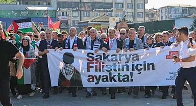 Yusuf Alemdar Filistin için sokağa dökülen binlerce Sakaryalıyla: 