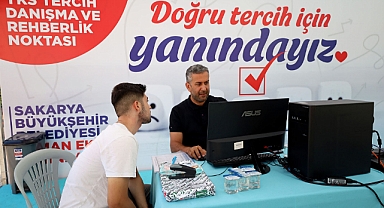 Büyükşehir üniversite yolundaki gençlerin yanında: YKS tercihi için ücretsiz hizmet başladı