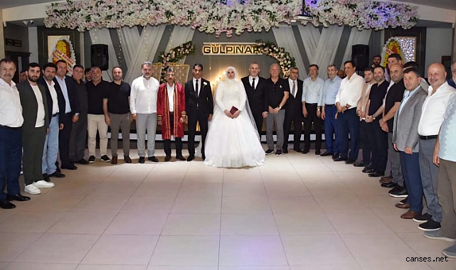 İş ve siyaset dünyası Memişoğluların görkemli düğününde bir araya geldi