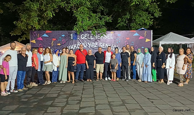 Yanık Esnaf Festivali'nde unutulmaz bir gece; Rumelili Serkan coşturdu