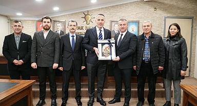 AK Parti Taraklı İlçe yönetiminden İl Başkanı Yunus Tever’e Hayırlı Olsun Ziyareti 