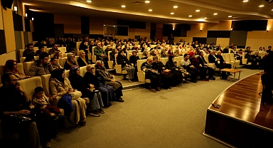 Vuslatın 751. yıl dönümünde yüreklere dokunan program: Mevlevi tınıları ile Mevlana’nın aşkı gönüllere dokundu 
