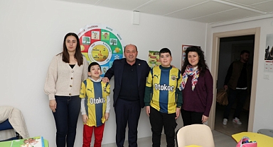 Başkan Ata’dan Özel Eğitim Sınıflarına Anlamlı Ziyaret
