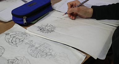 Geleneksel sanatlarda Çini sanatının en güzel eserleri ortaya çıkıyor 