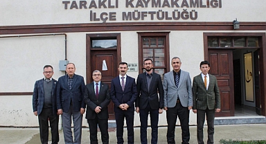 Kaymakam Burak Serttaş’tan İlçe Müftüsü İhsan Kurt’a Veda Ziyareti 