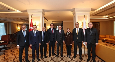 Sakarya heyetinden Bakan Bak'a ziyaret