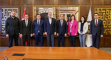 SAKARYA ÜNİVERSİTESİ VE TOBB SAKARYA GİRİŞİMCİLER KURULU ARASINDA STRATEJİK İŞ BİRLİĞİ 