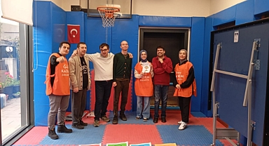 Sakarya Üniversitesinden Sevgiye Engel Yok Projesi 