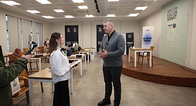 Serdivan Belediyesi’nden Ailelere Dijital Çağ Rehberliği 