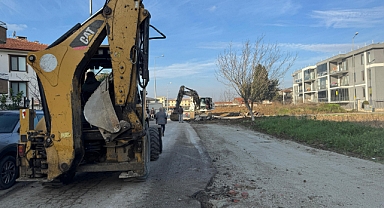 Serdivan’da yol genişletme çalışması 