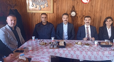 Taraklı Kaymakamı Burak Serttaş ve Eşi Gökçe Serttaş'a Veda Yemeği 