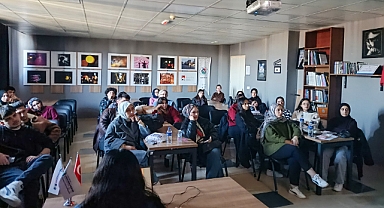 Enron Skandalı ile bakış açılarını genişlettiler 