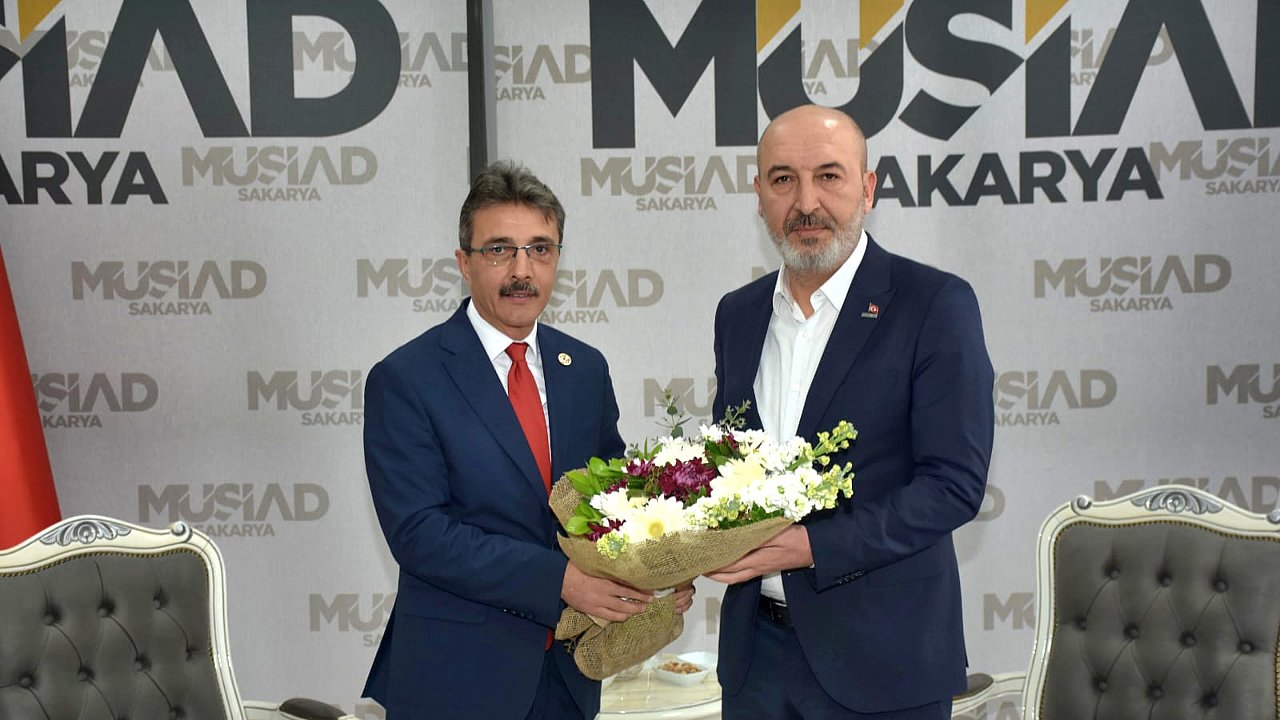 Erenler Belediye Başkanı Şenol Dinç’ten MÜSİAD Sakarya'ya hayırlı olsun ziyareti