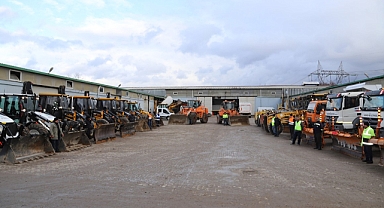 HENDEK BELEDİYESİ KARLA MÜCADELE ÇALIŞMALARINA HAZIR 