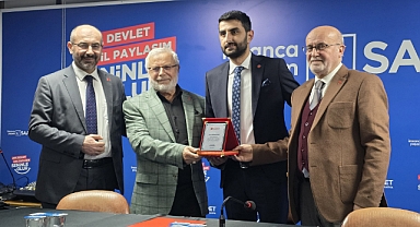 SAADET PARTİSİNDE BAYRAK DEĞİŞİMİ