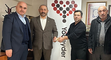 Alışveriş çekleri teslim edildi