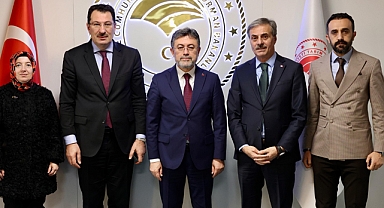 Yusuf Alemdar Sakarya’ya hizmet için yeniden Ankara’da: Bakan Yumaklı ile 3 projeyi görüştü 