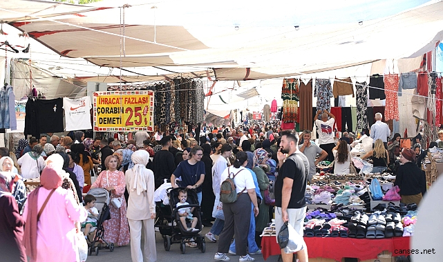 ÇARŞAMBA KUMAŞ PAZARI YENİ YERİNDE KURULDU, VATANDAŞLAR AKIN ETTİ