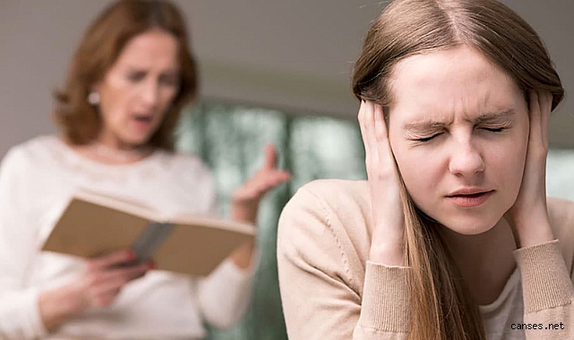 Ergenlik döneminde güvenli iletişim için 6 ipucu