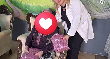 Bir makas darbesiyle iyilik; Hayriye Tatlı Sarı’dan gönüllü saç kesimi hizmeti