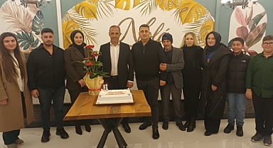 Akgün Çelik Prefabrik Yapı'da 24 yıllık emek, Nola Cafe & Restaurant'ta dayanışma yemeğiyle taçlandı