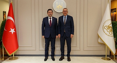 Belediyeler Arası Gönül Köprüsü: Başkan Işıksu, Kocaali Heyetini Ağırladı! 