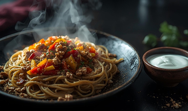 GÜNÜN TARİFİ: ANADOLU ESİNTİLİ SEBZELİ VE CEVİZLİ EV ERİŞTESİ