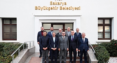 Mahir Ünal'dan Alemdar'a Tam Not: Sakarya Nadide Bir Şehir Olacak! 