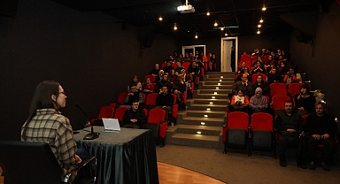 OSM’de Sinema ve Hafıza Yolculuğu: “Bildiğin Gibi Değil” Sakaryalılarla Buluştu