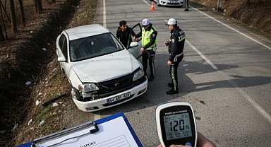 Polis Bülteni: Sakarya’da Alkollü Sürücü Kazası ve Kayıp Silah Alarmı! 
