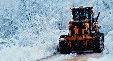 Sakarya’da Kar Seferberliği: 35 Grup Yolunun 34’ü Ulaşıma Açıldı! 