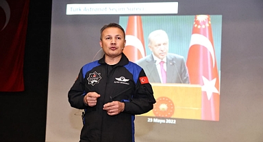 SAKARYA’DA UZAY RÜZGARI! İlk Türk Astronot Alper Gezeravcı Gençlerle Buluştu: