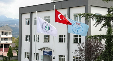 SUBÜ’den “Engelsiz Üniversite” Başarısı: Bir Bayrak, Üç Adaylık Birden!