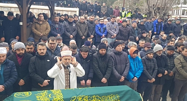 Taraklı’nın Acı Kaybı: Mehmet Tüzün Dualarla Son Yolculuğuna Uğurlandı