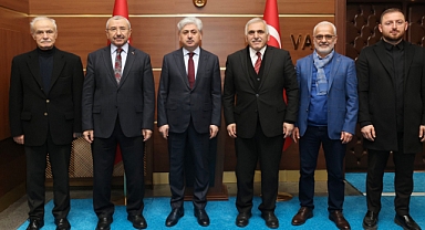 Valilikte Siyaset ve Devlet Zirvesi: Ali İnci ve İsmail Erdem’den Vali Doğan’a Ziyaret! 