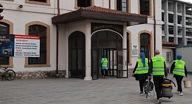 Adapazarı’nda Gönüllere Ferahlık: 111 Cami Gül Kokusuyla Hazır!