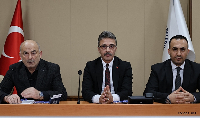 Başkan Şenol Dinç’ten Erenler’de Muhtarlarla ‘Tam Saha’ Pres!