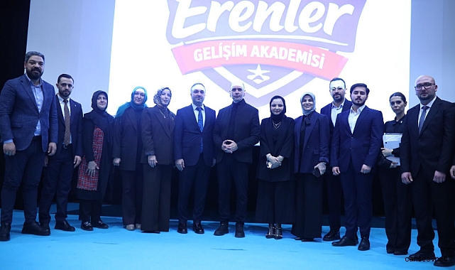 Cem Öğretir Erenler’de Gençlerle Buluştu: Akademide Dev Başlangıç!