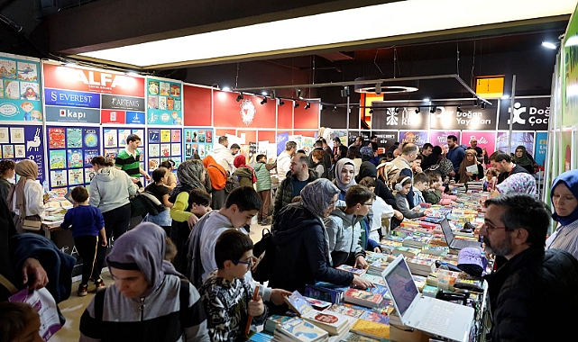 Sakarya’da Fuar Coşkusu: Ofis Sanat Merkezi Hafta Sonu Doldu Taştı!