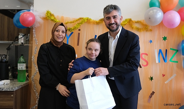 Sapanca’da Özel Öğrencilere Sürpriz Doğum Günü