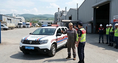 Sakarya’da Sanayi ve Tarım Bölgelerinde Kaza Mesaisi: 9 İşçi Yaralandı! 